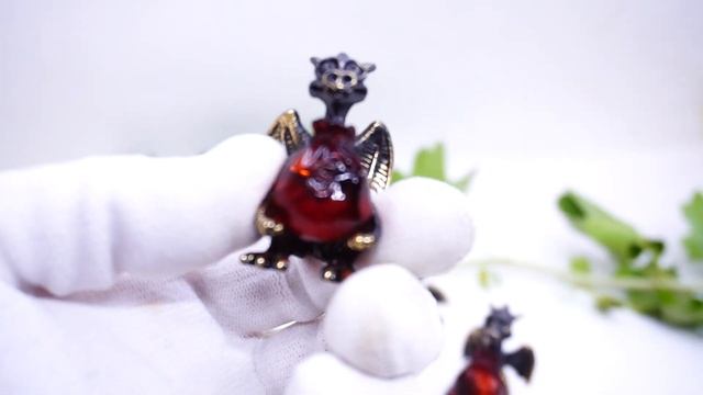 Фигурка "Дракон янтарный и с мешком денег" янтарь бронза 4008 4009 Хорошие Вещи смотреть онлайн