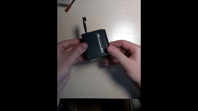 Распаковка мелкого пакета с Алиэкспресс - батарея питания FALCON EYES BB-6 смотреть онлайн