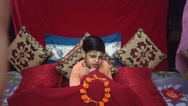 Radha Krishna bhajan by Kush nayyar смотреть онлайн