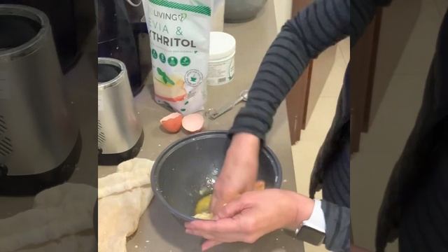 KETO/GLUTEN-FREE CHURROS +bonus recipe смотреть онлайн