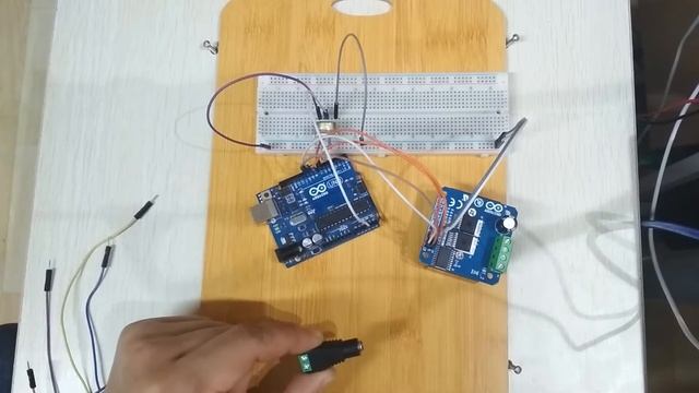 아두이노 강좌 - 46 - UNO - BTS7960 모터드라이버 - 모터속도제어 смотреть онлайн