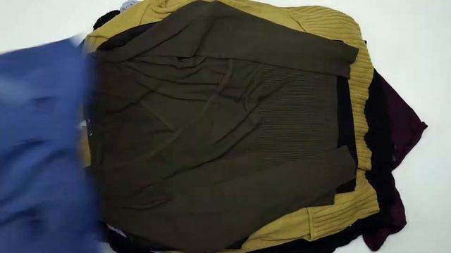 Мешок № 1160106. Тонкие Свитера. КРЕМ Арт 3177. Вес 15,3 кг. Кол-во 60 шт