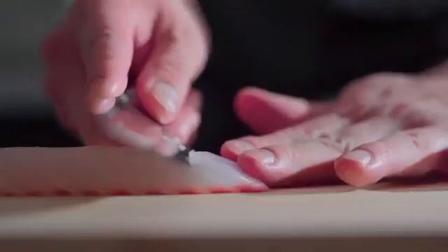 Острота лезвий ножей из булатной стали от Цептер смотреть онлайн