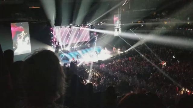 Backstreet Boys - Everybody (Backstreets Back) (Jingle Jam)