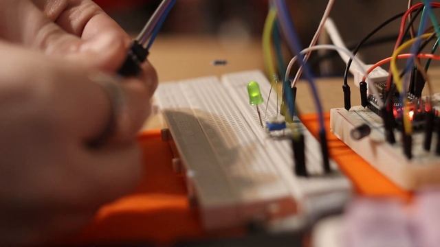 ATTiny13A Encoder смотреть онлайн