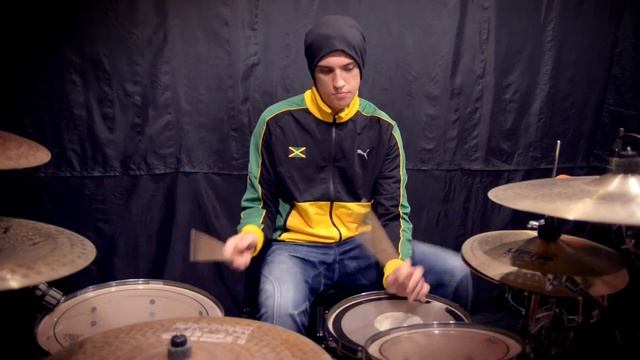Барабанное соло на основе всего одной аппликатуры / Latin Drum Solo based on one broken paradiddle смотреть онлайн