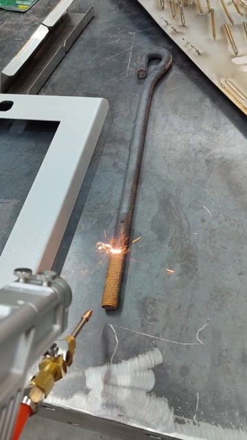 Лазерная сварка и чистка металла с помощью оптоволоконного аппарата 3 в 1 XTM-SUP/2000 Raycus смотреть онлайн