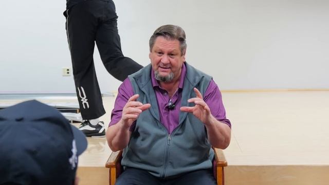 Questions with the Coach - Mark Baker answers your bowling questions EP 3 смотреть онлайн