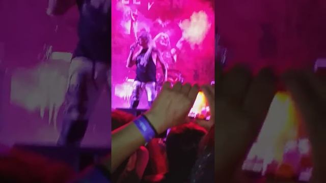 DEE SNIDER - I Wanna Rock (Lima, Perú 2019) смотреть онлайн