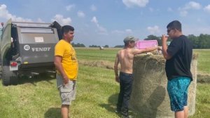 Работа кипит/ Рамазан опять сломал трактор/ Получилось съездить к лошадям/ Табунное коневодство