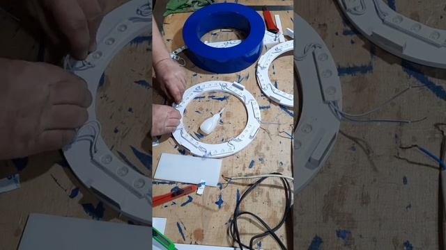 Буквы, буквы, буквы 😁 ставлю диоды в буквы, еще очень много работы, нужно всё успеть до нового года смотреть онлайн