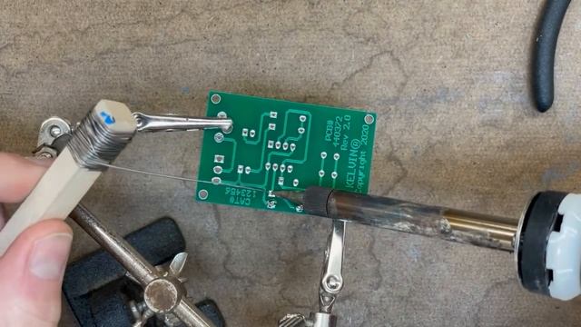 Decision Maker Resistors R1-R4 смотреть онлайн