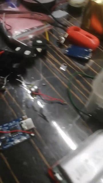 зарядка на 2 - 3 ампера на акамулятор 3.7 вольта смотреть онлайн