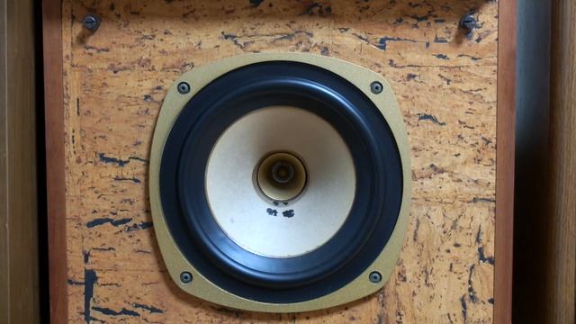 TANNOY GREENWICH/JAZZ PIANO. смотреть онлайн