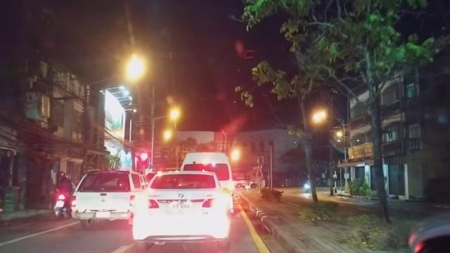 Night Driving in Phuket Town from Naka Market back to Ibis Styles Phuket City смотреть онлайн