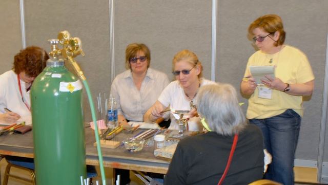 25th Anniversary Glass Craft & Bead Expo Slide Show смотреть онлайн