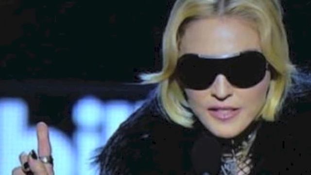 Madonna Top Touring Artist - Billboard Music Awards 2013 смотреть онлайн