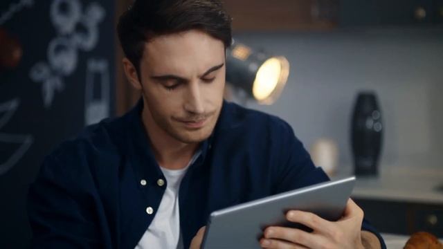 America's Largest Financial Scandal - The Enron Case