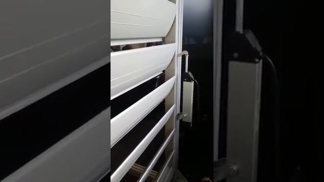 Внешние ламели с автоматическим управлением серия 210 смотреть онлайн