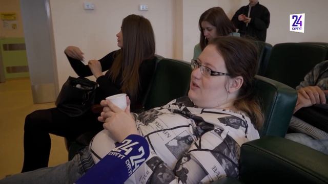 Развитие с первых месяцев. Будущим мамам Сургута рассказали, как приучать малышей к чтению смотреть онлайн