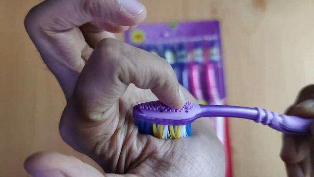 Colgate Zig Zag Tooth brush Review ⚡⚡⚡⚡ | Best For Home Use смотреть онлайн