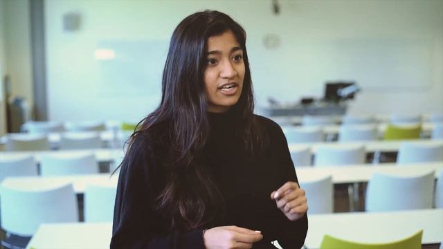 BSc Economics and Industrial Organisation at the University of Warwick | Jahnavi's Story смотреть онлайн