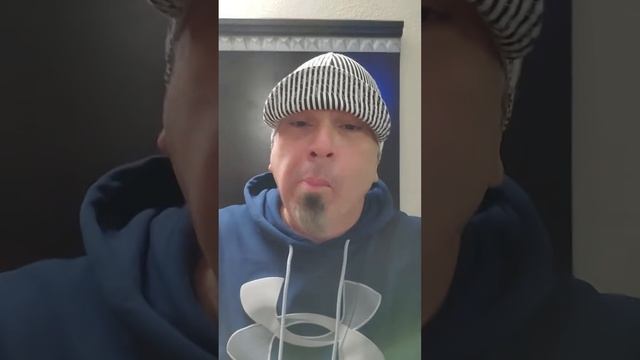 Octopus in a can . Food Review смотреть онлайн