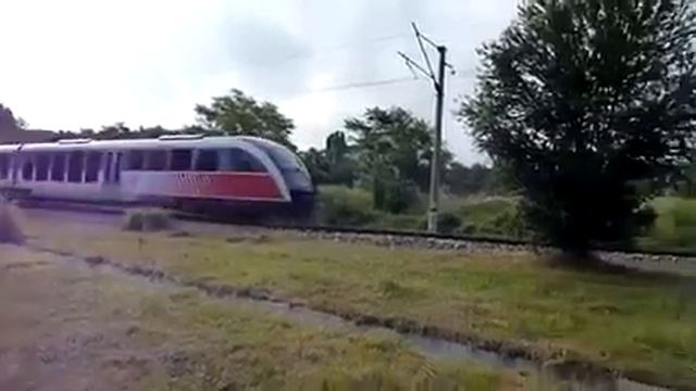Two coupled Siemens Desiro via a Hood Gevgeliiski - Sofia - Bulgaria912 смотреть онлайн