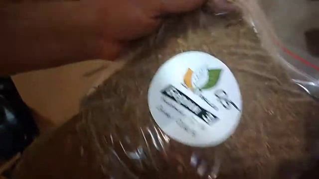 Посылка от магазина табака Ани Табак смотреть онлайн