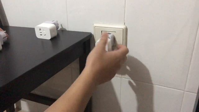 Xiaomi Mi Smart WiFi Socket смотреть онлайн