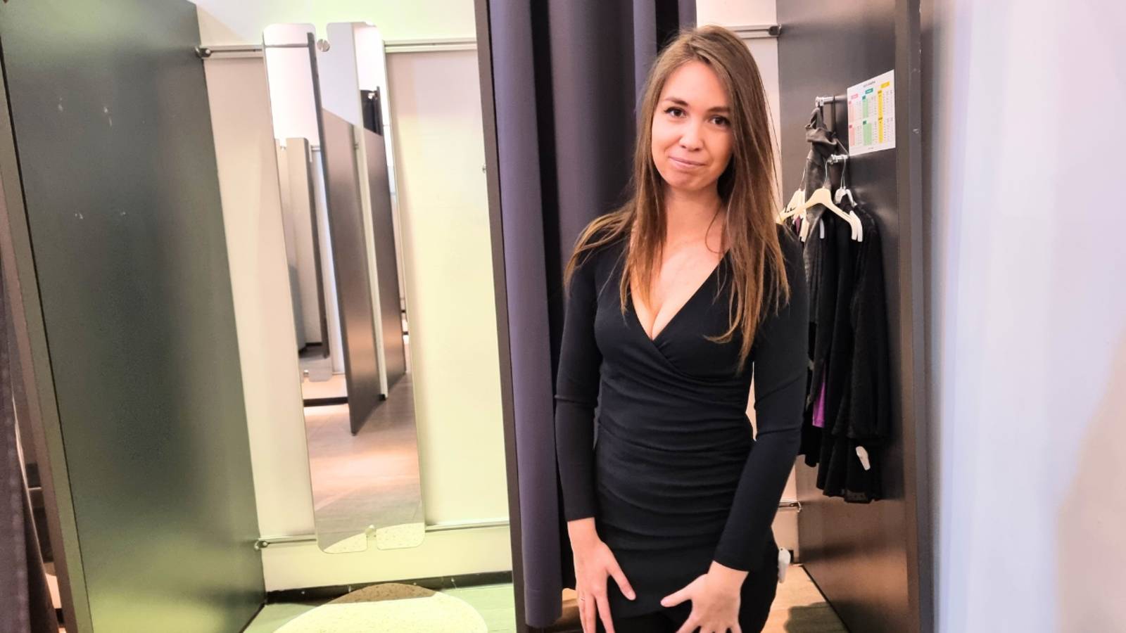 Примерка платьев в ТЦ/ Мой любимый магазин одежды/ Какие цены на одежду в Нижнем Новгороде смотреть онлайн