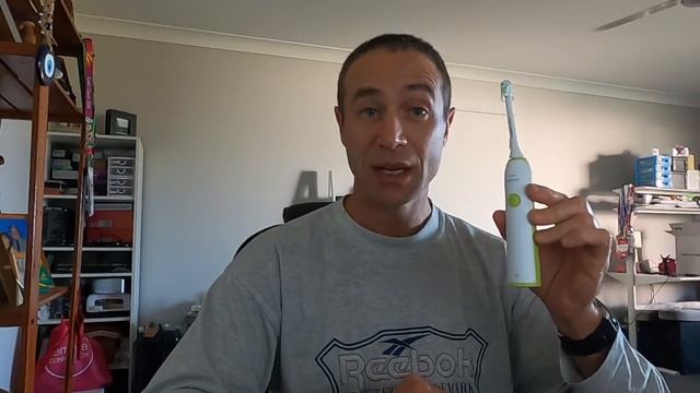 Philips Sonicare Rechargeable Electric Toothbrush/Review Philips Sonicare Electric Toothbrush смотреть онлайн