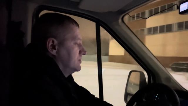 Работами в грузовом, возим OZON!