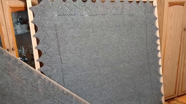 Новый комплект плед 170см и большая косынка...Заказать 89921452392 ватсап смотреть онлайн