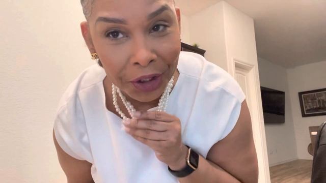 How to dress chic and stylish over 40/Fashion over 40/Business casual work outfits смотреть онлайн