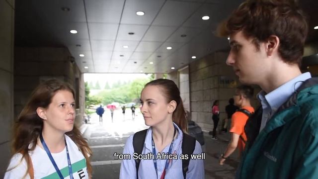 International students' life at Fudan University смотреть онлайн
