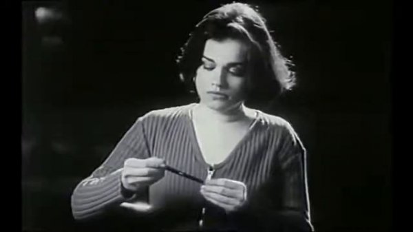 Эмилия Мюллер, 1993, короткометражка Ивон Марсиано