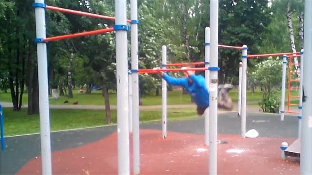 Мой короткий эдит на турниках ) смотреть онлайн