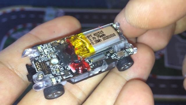 World's Smallest Proportional RC Car - Turbo Racing 1/76 Mini Cooper смотреть онлайн