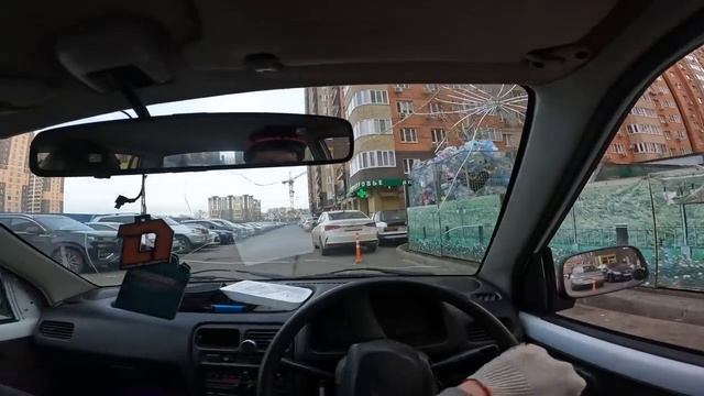 КАК_я_ЗАРАБАТЫВАЮ_ЛАЗАЯ_ПО_МУСОРКАМ. смотреть онлайн