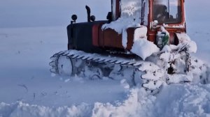 Трактор Дт-75 на севере  НАО.Сезон 2024