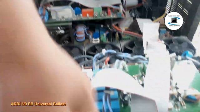 Arri 6/9 EB Universal Ballast : Checking & Testing with load. смотреть онлайн