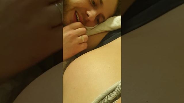 Общение с ребенком в животике у мамы