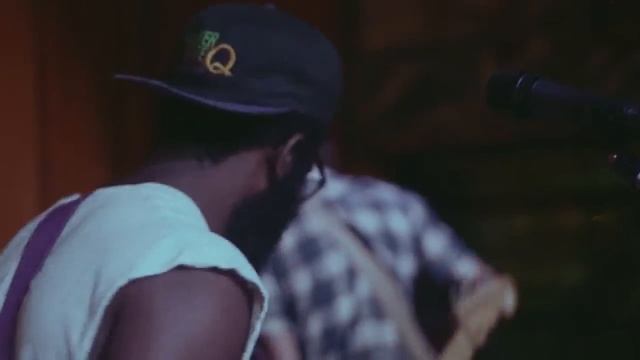 The Business People // Youngblood's Wish (live) смотреть онлайн