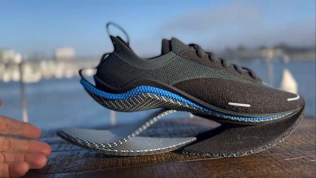 Прототип обуви Crazy Flex выполнен с помощью 3D печати смотреть онлайн