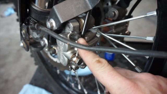 700 Tenere High Fender Kit Install смотреть онлайн