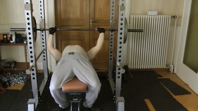 NFL Combine Bench Press Test 225 Lbs X 38 Reps смотреть онлайн