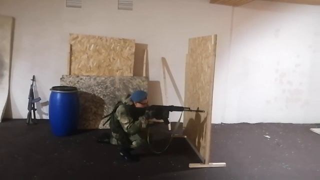 Стрельба из за укрытия с понижением изготовки смотреть онлайн