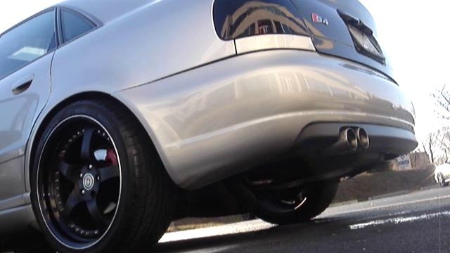 Audi S4 AWE Twin 1 Exhaust Clip смотреть онлайн