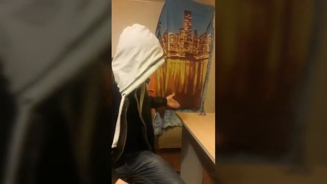 Студент во Франции! смотреть онлайн